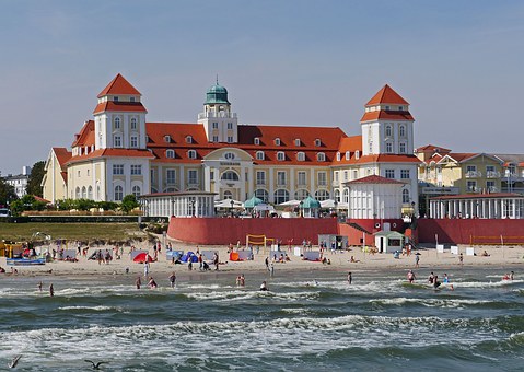 Най-добрите оферти за обзор хотели 39 от Holiday Planet Най-добрите оферти за обзор хотели 39