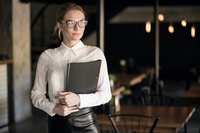 Изключително добри бели блузи 36