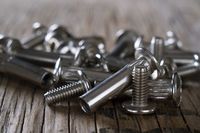 Намерете крепежни елементи 23 от Snabteh Намерете крепежни елементи 23