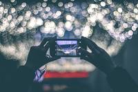 Намерете селфи стик 13