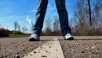 Научете повече за  маратонки Adidas 13