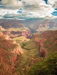 Разгледайте National Geographic 39 - Elephantbookstore Разгледайте National Geographic 39