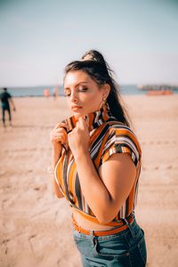 Casual Blusen - 2712 bietet an