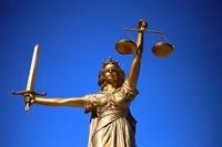 застрахователно право - 72722 вида застрахователно право - 11901 вида