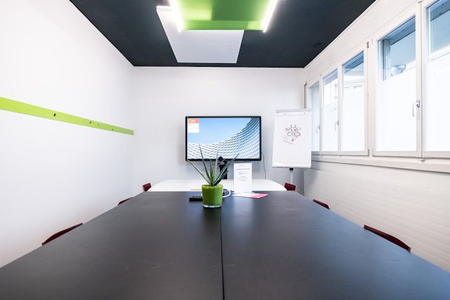 Meeting Room For Rent - 7044 prices | QBase Meeting Room For Rent - 80253 prices